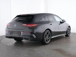 Gebraucht 2024 Mercedes CLA220 Shooting Brake AMG line Kombi | 37.820 € (Fairer Preis)
