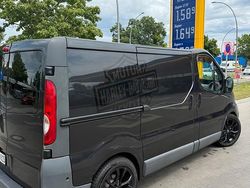 Schwarz Gebraucht 2009 Renault Trafic Van | 6.321 € (Fairer Preis)