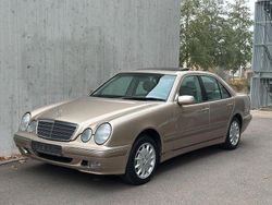 Beige Gebraucht 2001 Mercedes E240 Elegance Limousine | 2.990 € (Superpreis)