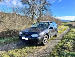 Schwarz Gebraucht 2003 VW Golf IV Pacific Limousine | 650 € (Superpreis)