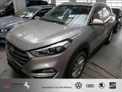 White sand Gebraucht 2016 Hyundai Tucson Intro Edition SUV | 12.555 € (Superpreis)