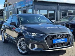 Grau Gebraucht 2022 Audi A3 Sportback Advanced Limousine | 24.590 € (Fairer Preis)