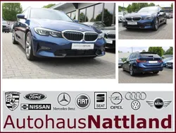 Mediterranblau Gebraucht 2020 BMW 330 Sport Line Kombi | 22.950 € (Fairer Preis)
