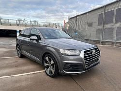 Grau Gebraucht 2018 Audi Q7 S-Line SUV | 44.000 € (Fairer Preis)