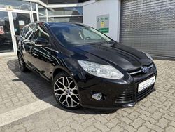 Pantherschwarz metallic Gebraucht 2014 Ford Focus Titanium Kombi | 7.490 € (Etwas zu teuer)