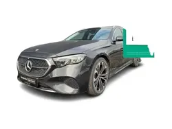 Grau Gebraucht 2024 Mercedes E220 Avantgarde Kombi | 46.889 € (Guter Preis)