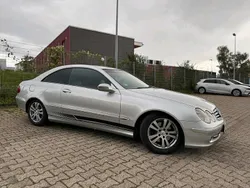 Silber Gebraucht 2004 Mercedes CLK270 Coupé | 4.566 €