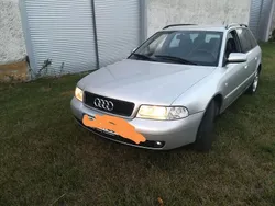 Silber Gebraucht 2000 Audi A4 Kombi | 999 € (Guter Preis)