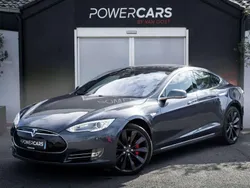 Grau Gebraucht 2015 Tesla Model S Limousine | 29.950 € (Fairer Preis)