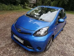Blau Gebraucht 2012 Toyota Aygo Cool Kleinwagen | 2.000 € (Superpreis)