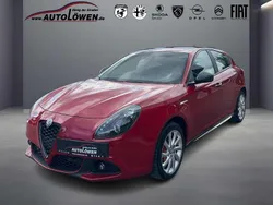 Rosso alfa, uni (rot) Gebraucht 2021 Alfa Romeo Giulietta Sprint Kleinwagen | 13.450 € (Fairer Preis)