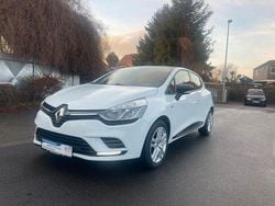 Weiß Gebraucht 2018 Renault Clio IV LIMITED Limousine | 6.990 € (Guter Preis)