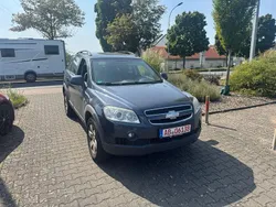 Grau Gebraucht 2009 Chevrolet Captiva LS SUV | 1.999 € (Superpreis)