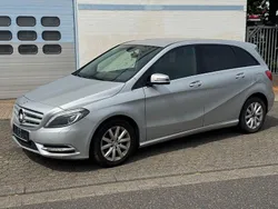 Silber Gebraucht 2013 Mercedes B180 Van / Kleinbus | 4.999 € (Fairer Preis)