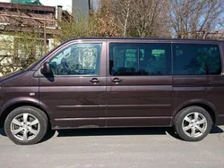 Braun Gebraucht 2009 VW T5 Highline Van | 16.900 € (Teuer)