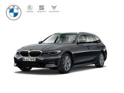 Grau Gebraucht 2021 BMW 330e Sport Line Kombi | 31.450 € (Teuer)