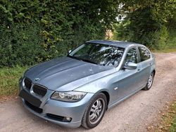 Blau Gebraucht 2010 BMW 325 Sport Line Limousine | 5.800 € (Superpreis)