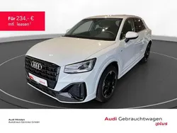Gletscherweiß metallic Gebraucht 2024 Audi Q2 S-Line SUV | 29.480 € (Guter Preis)
