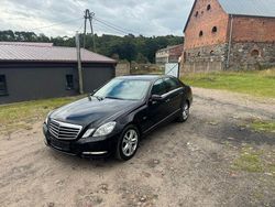 Schwarz Gebraucht 2009 Mercedes E250 Avantgarde Limousine | 9.999 € (Guter Preis)