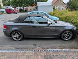 Grau Gebraucht 2013 BMW 123 Cabriolet M Sport Cabrio | 15.000 €