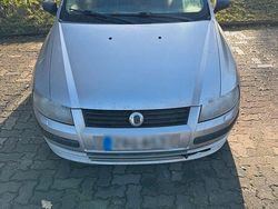 Grau Gebraucht 2003 Fiat Stilo Limousine | 800 €