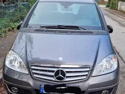 Grau Gebraucht 2009 Mercedes A170 Avantgarde Van / Kleinbus | 3.270 € (Guter Preis)