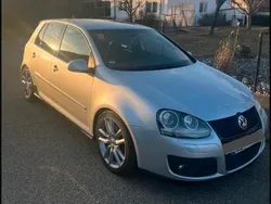 Silber Gebraucht 2005 VW Golf V GTI Limousine | 9.450 €