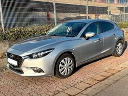Silber Gebraucht 2017 Mazda 3 Center-Line Limousine | 9.990 € (Guter Preis)