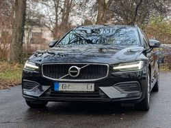 Schwarz Gebraucht 2018 Volvo V60 Momentum Kombi | 15.900 € (Etwas zu teuer)