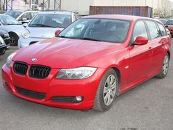 Rot Gebraucht 2009 BMW 318 Kombi | 3.950 € (Fairer Preis)