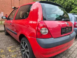 Rot Gebraucht 2006 Renault Clio II Kleinwagen | 750 € (Fairer Preis)