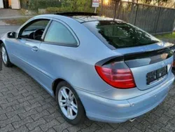 Blau Gebraucht 2002 Mercedes C230 Coupé | 2.000 € (Guter Preis)