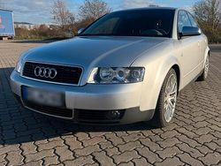 Silber Gebraucht 2001 Audi A4 Limousine | 1.199 € (Superpreis)
