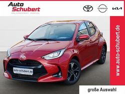 Rot Neu 2025 Toyota Yaris Hybrid Kleinwagen | 31.090 € (Teuer)