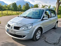 Silber Gebraucht 2008 Renault Mégane III Kleinwagen | 2.300 € (Superpreis)