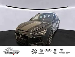 Mitternachtsschwarz Gebraucht 2022 Seat Leon FR Kombi | 23.975 € (Fairer Preis)
