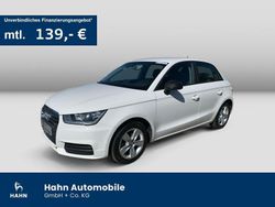 Weiß Gebraucht 2016 Audi A1 Sportback Kleinwagen | 11.930 € (Etwas zu teuer)