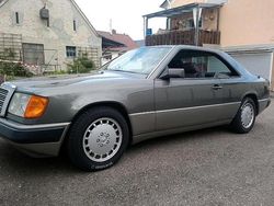 Grau Gebraucht 1990 Mercedes 230 Coupé | 8.000 €