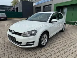 Weiß Gebraucht 2014 VW Golf VII Comfortline Limousine | 13.499 € (Guter Preis)