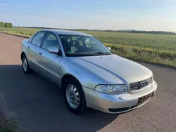 Silber Gebraucht 1995 Audi A4 Limousine | 3.499 €