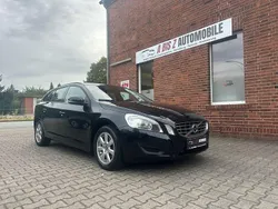 Schwarz Gebraucht 2012 Volvo V60 Kinetic Kombi | 9.990 € (Fairer Preis)