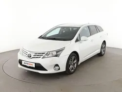 Weiß Gebraucht 2015 Toyota Avensis Comfort Kombi | 12.380 € (Fairer Preis)