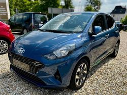 Vibrant blue pearl Gebraucht 2024 Hyundai i10 Kleinwagen | 16.990 € (Fairer Preis)
