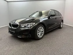 Schwarz Gebraucht 2020 BMW 330e Advantage Kombi | 17.999 € (Etwas zu teuer)