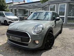 Grau Gebraucht 2015 Mini ONE Kleinwagen | 7.990 €