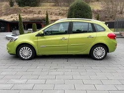 Grün Gebraucht 2012 Renault Clio GrandTour Kombi | 2.500 € (Fairer Preis)