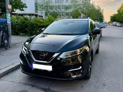 Schwarz Gebraucht 2017 Nissan Qashqai Tekna+ SUV | 16.500 € (Etwas zu teuer)
