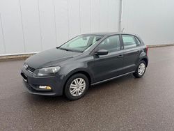 Grau Gebraucht 2016 VW Polo Trendline Kleinwagen | 6.800 € (Guter Preis)