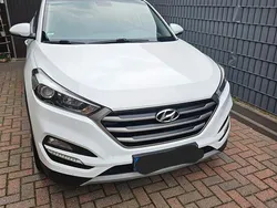 Weiß Gebraucht 2018 Hyundai Tucson Trend SUV | 16.900 € (Fairer Preis)
