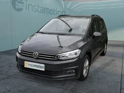 Grau Gebraucht 2020 VW Touran Comfortline Van / Kleinbus | 20.240 € (Fairer Preis)
